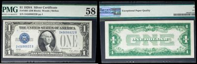 trois types différents de billets exposés dans une vitrine