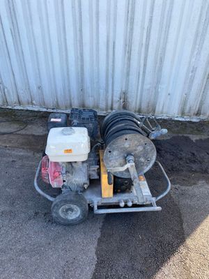 an image of a machine that is sitting on the ground