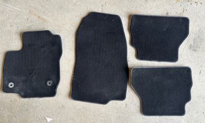 Tapis de voiture FORD B-MAX  - Réf. 30074