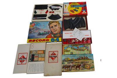 a lot of items that are sitting on a table
