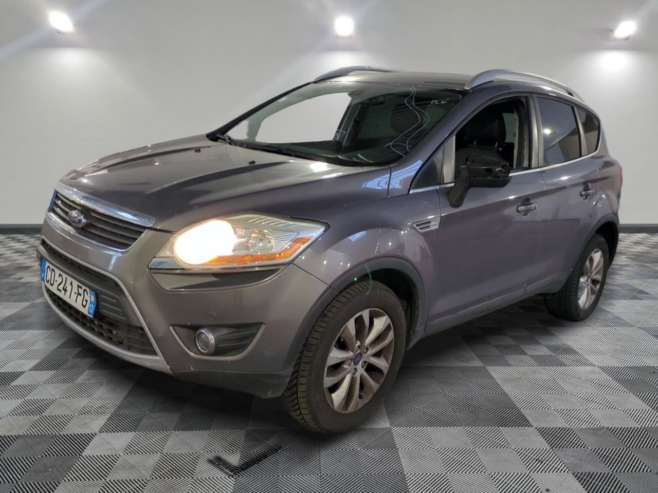 FORD - KUGA 2.0 TDCI 140 DPF 4X2 TITANIUM - GO - Mise en ser…