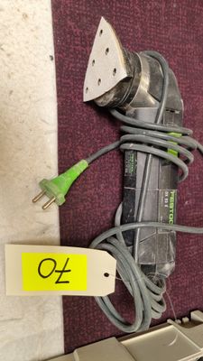 a cord that has been plugged into a laptop