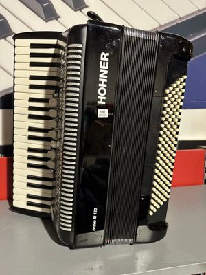 Accordéon touches piano HOHNER mod BRAVO III 120, 120 touche…