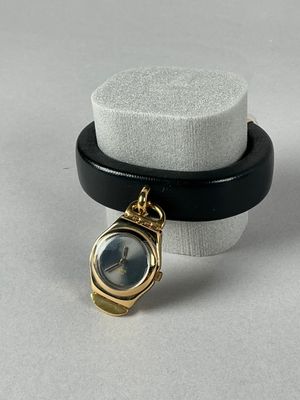 MONTRE SWATCH YSG 119 Etat neuf, dans sa boîte d'origine.