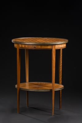 Table de salon, de forme ovale, en placage marqueté de cubes… - Photo 1