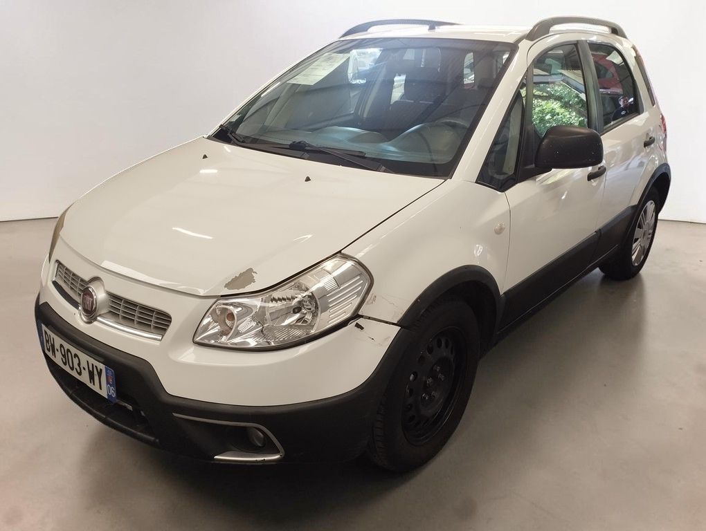 Fiat Sedici 1.6 120 Dynamic 4x2 - SUV Compact d'Occasion