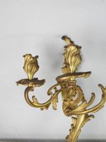 PAIRE D'APPLIQUES à trois bras de lumière en bronze ciselé e… (photo 3)