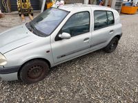 LMB: VP RENAULT CLIO du 22/08/2000 - 05cv ES - c… (photo 3)