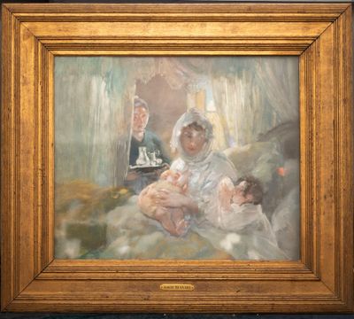 une image représentant un tableau où l'on voit une femme tenant un bébé dans ses bras et deux enfants