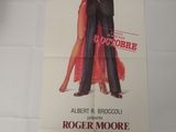 Roger Moore dans le rôle de James Bond 007, 27 octobre 1971 : affiche de cinéma originale au format « one sheet » de James Bond 007, 27 octobre 1971 : affiche de cinéma originale au format « one sheet »