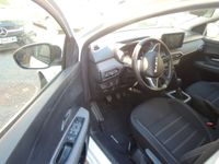 DACIA Sandero TCe 90 cv tôlé blanc - VEHICULE - Genre : VP -… (photo 5)