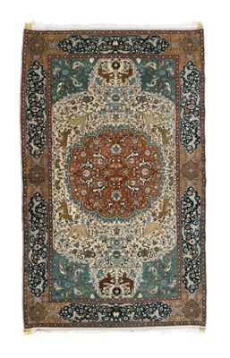 tapis persan ancien à motif de médaillon sur fond bleu