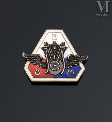 the emblem of a motorcycle is shown on a black surface