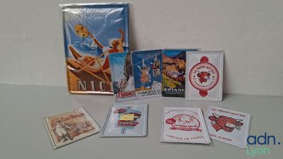 a lot of cards that are sitting on a table