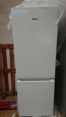 Réfrigérateur combiné avec congélateur bas AMICA AF8171, Vol…
