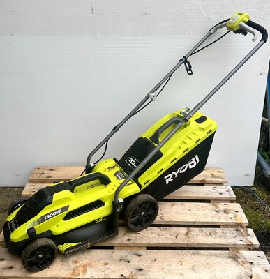 Tondeuse électrique RYOBI 1300W 33cm EASY EDGE