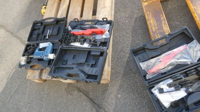 2 Cintreuses - 1 Perceuse TTC TVA non récupérable