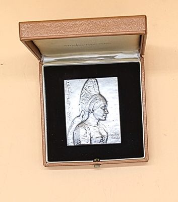 MEDAILLE - Ernesta ROBERT-MERIGNAC (1849-1933, artiste sculp…