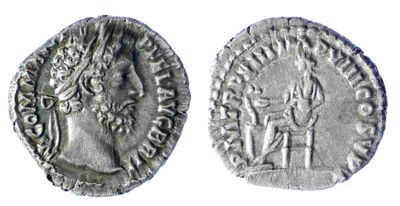 une pièce de monnaie en argent portant l'image d'un homme et d'une femme