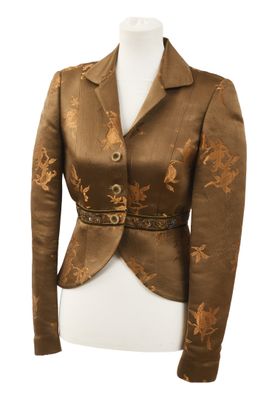 une photo d'une veste marron sur un mannequin