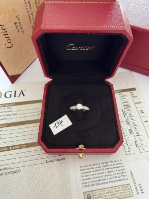 Bague Solitaire en Platine, signée - CARTIER - Paris - serti…