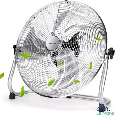 a fan that is sitting on top of a stand