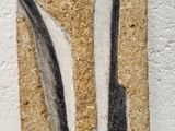 une image d'une œuvre d'art posée sur une table