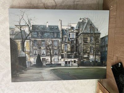 a picture of a painting hanging on a wall