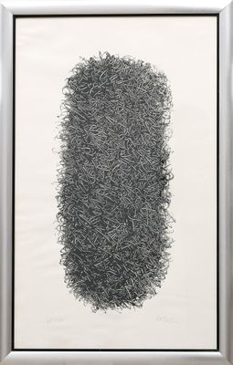 une photo en noir et blanc d'un dessin encadré représentant une empreinte digitale