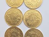 un lot de six pièces « sovereign » en or