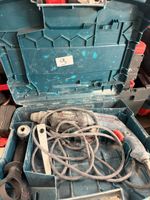 1 perforateur BOSCH gbh226