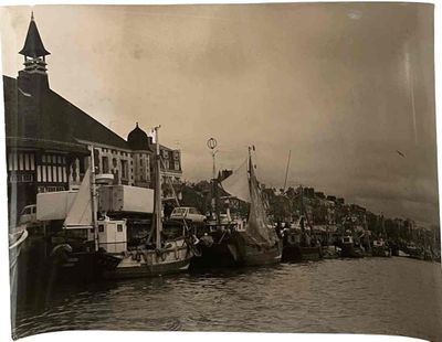 HUBERT TOYOT (1932-2012) Photographies de tournage.