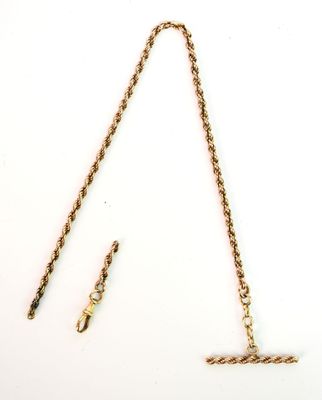 une image représentant un collier en or muni d'une chaîne
