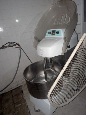 Pétrin VMI Vente sur désignation - se trouve à Lessay (50) -… - Photo 1