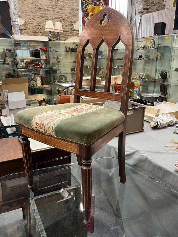 Objets d'art & Curiosités