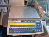 a scale that is sitting on top of a counter