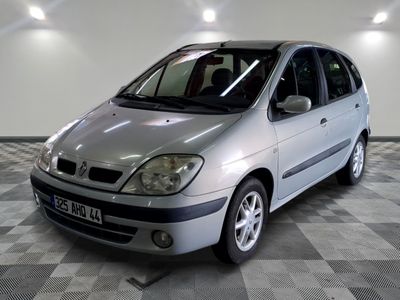 RENAULT - SCÃ©NIC 1.6I 16V RXE - ES - Mise en service: 25/02…