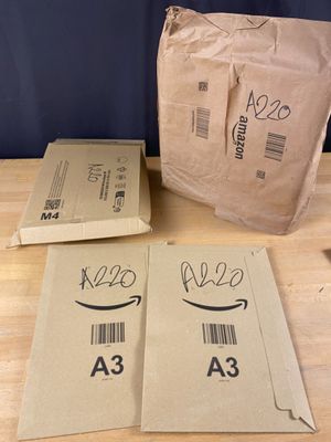 Lot de 4 colis Mystère (Retour Amazon,NPAI ,Adresse incomplè…
