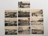plusieurs vieilles photos en noir et blanc montrant des personnes marchant sur un pont
