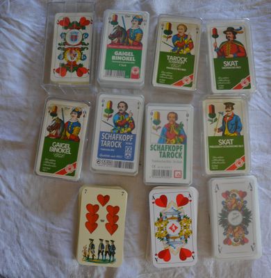 Lot de 11 jeux de cartes enseignes Allemandes modernes publi…