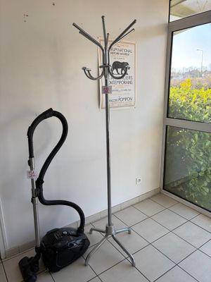 PORTE-MANTEAUX - Photo 1