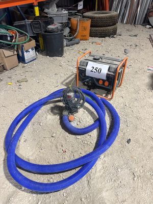 un tuyau bleu posé par terre dans un garage