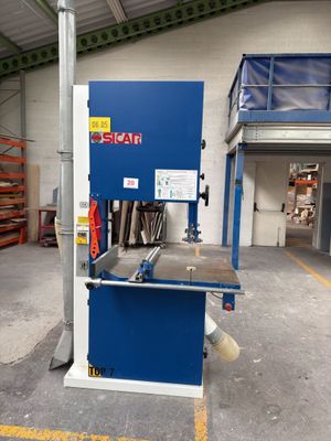 an image of a machine that is sitting inside of a building