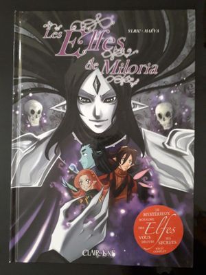 un livre sur lequel figure l'image d'une femme tenant un couteau