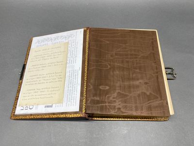 PHOTOGRAPHIES Album de photographies familiales présentant e…