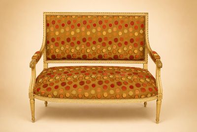 Banquette en hêtre laqué blanc, garniture d'un tissu contemp…