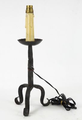 an image of a lamp that is on a stand with a cord