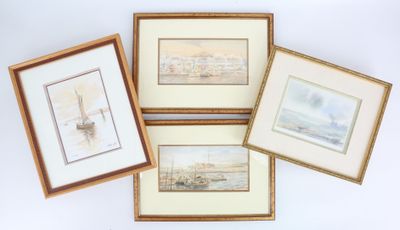 quatre aquarelles encadrées représentant des bateaux et des navires sur un fond blanc