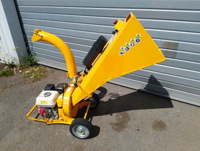 Broyeur de végétaux sur roues CARAVAGGI TRX50S