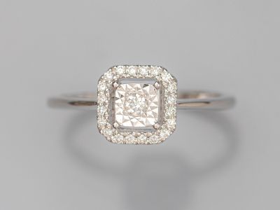 une bague en diamant et or blanc